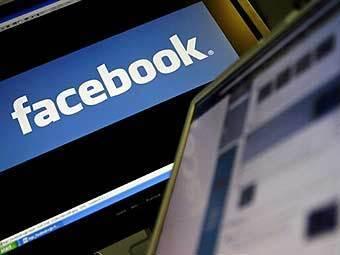 Обо всем -  Британцы заблокировали на Facebook заключенных-троллей